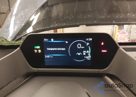 2024 Subaru Solterra Touring z USA, uszkodzony, nr VIN JTMABABAXRA036909